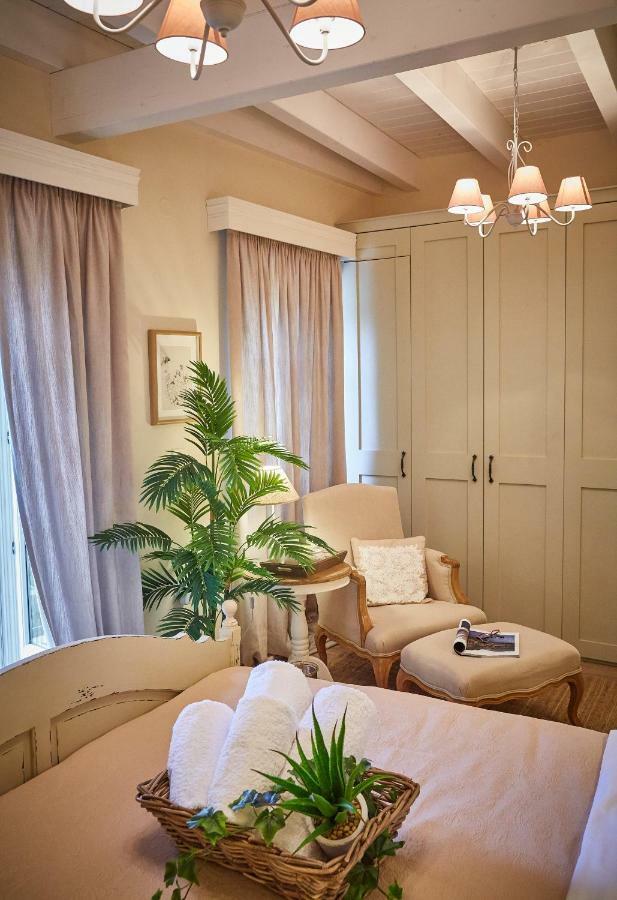 Lianelia Luxury Village House Argyrades Exterior foto